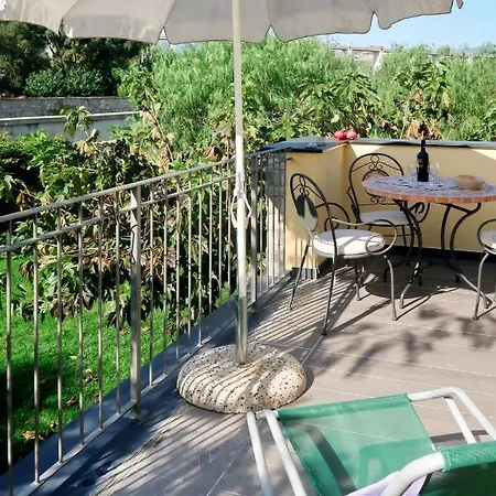 Locazione Turistica Lila - Nel Giardino Di Renzo - Imp285 Imperia